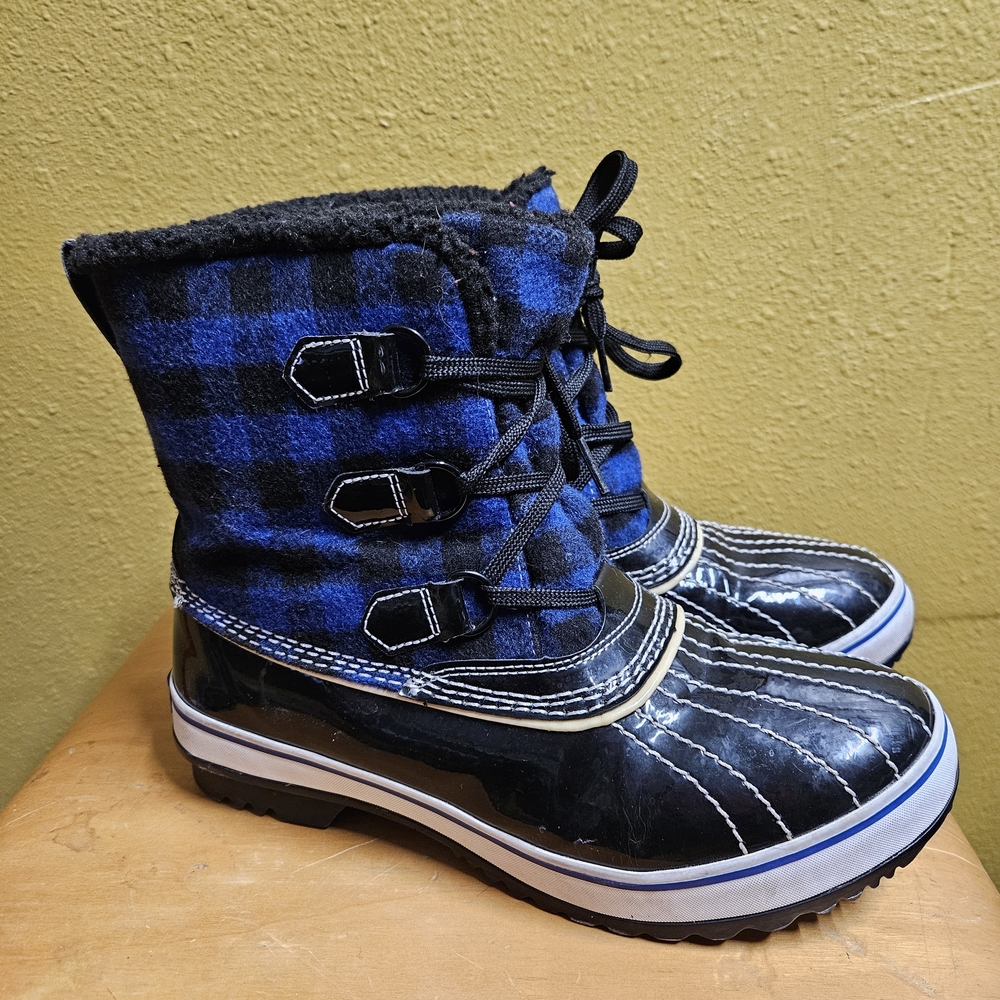 3M Thinsulate Women's Plaid Black and Blue Boots